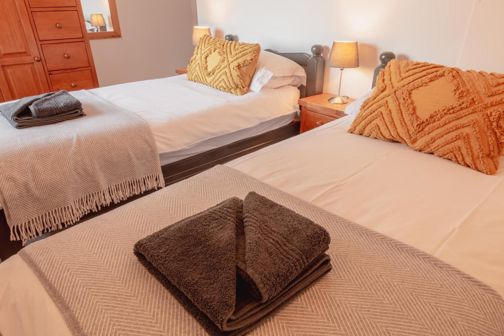 Luccombe Apartment